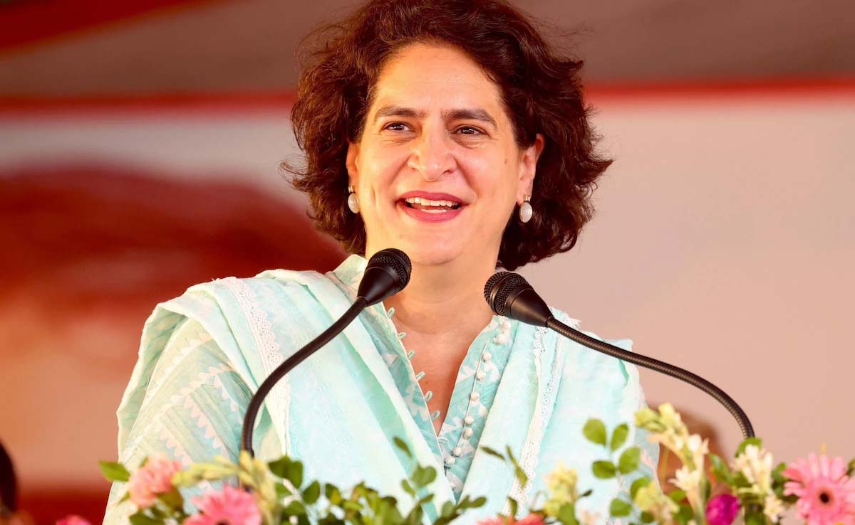 Priyanka Gandhi Vadra Strolls in Opulent Fashion